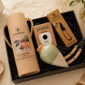 Tinsila Gift Box